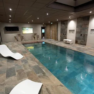Caracalla Prive - D'hotes Avec Piscine, Jaccuzi Et Hammam Privatifs Couette-café